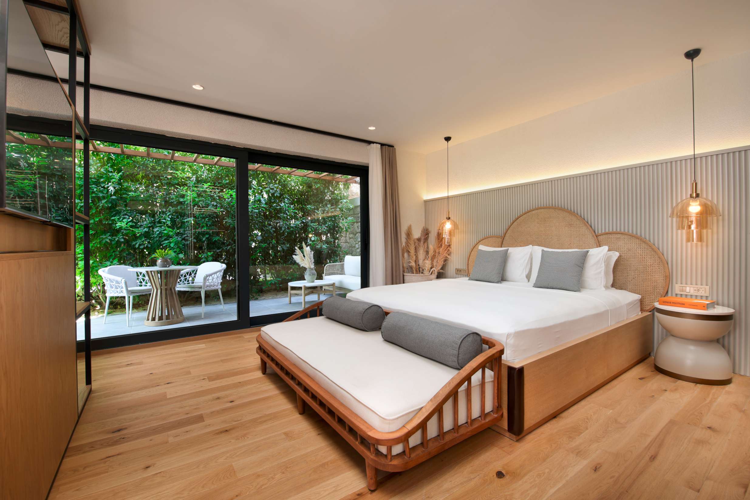 VILLA AMAZON BY GENESIS-0